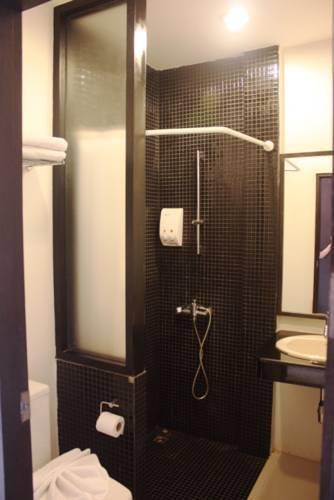 Chaweng Center Hotel