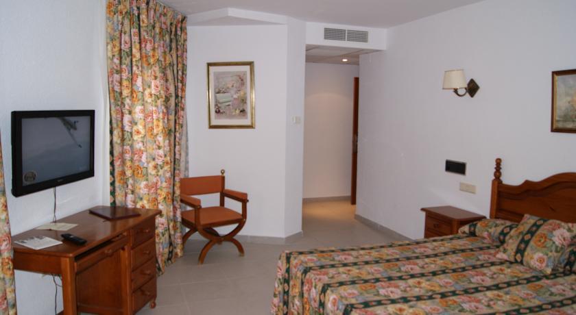 Отель Hotel Pozo del Duque 2