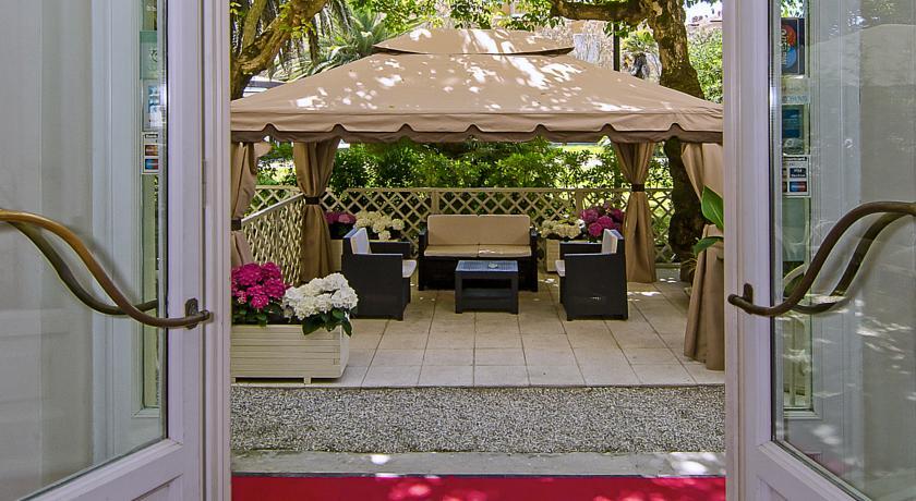 Отель Hotel Coluccini