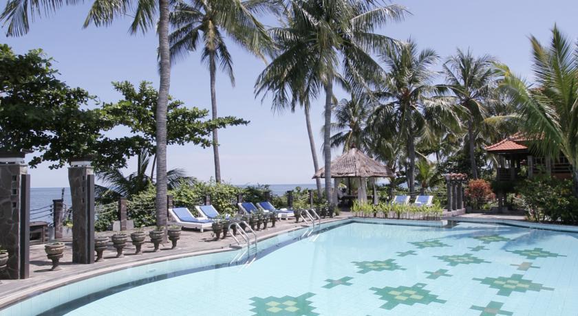 Отель Nugraha Lovina Seaview Resort & Spa
