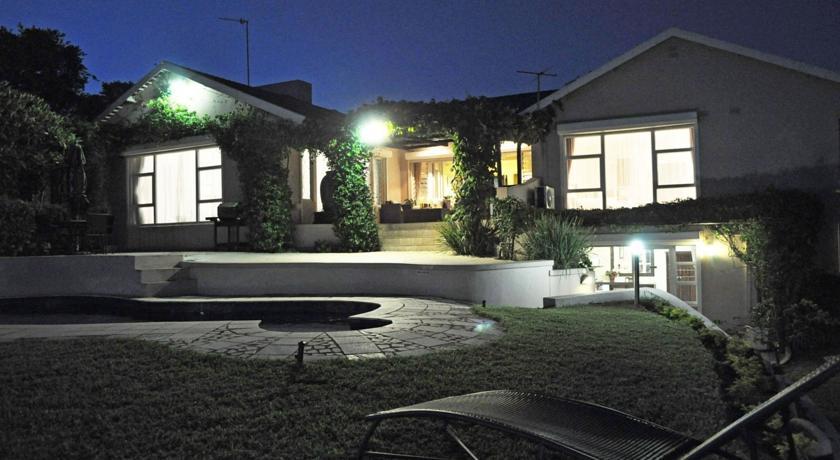 Гостевой дом Chartwell Guest House