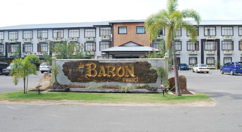 Отель De Baron Resort