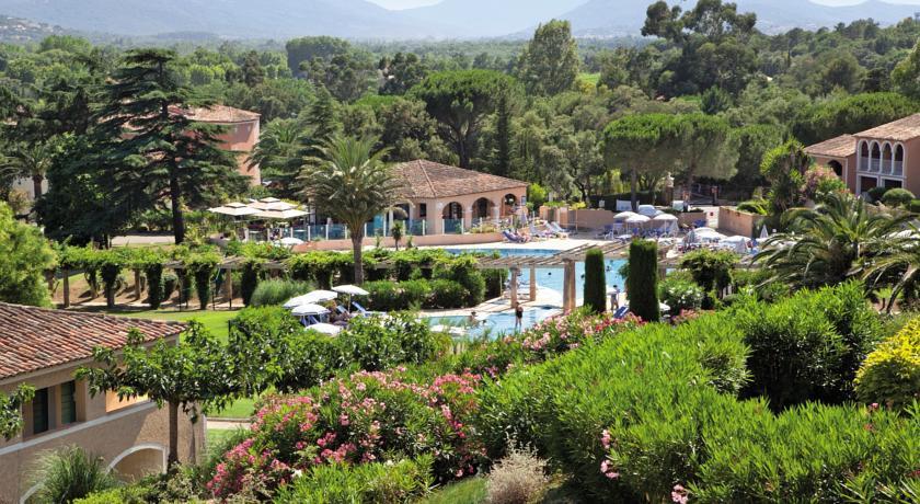 Отель Pierre & Vacances Les Parcs de Grimaud
