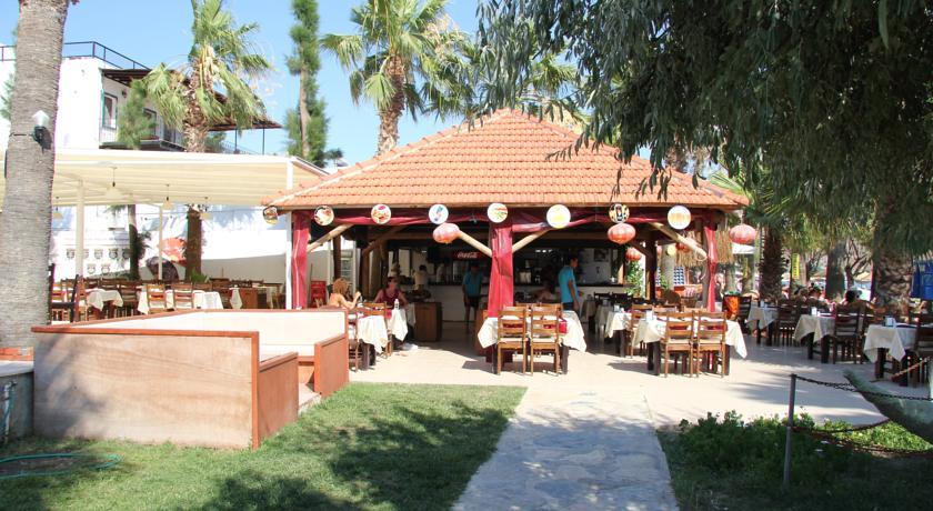 Отель Nagi Beach