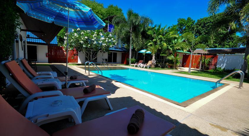 Отель Phuket Airport Hotel