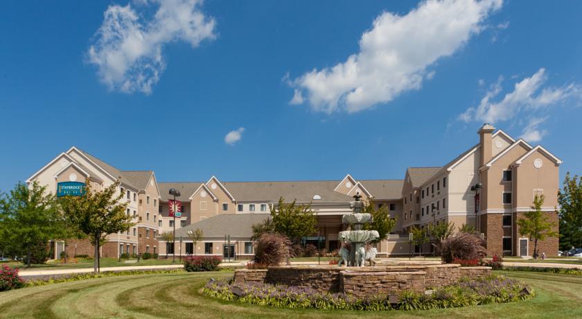 Отель Staybridge Suites Chantilly Dulles Airport