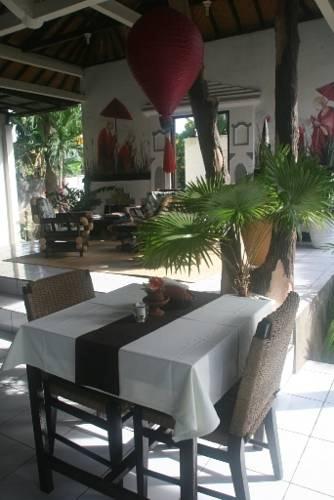 Гостевой дом Ray Beach Inn Hotel
