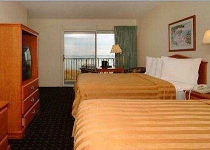 Отель Quality Inn and Suites Mackinaw City