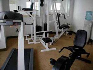 Отель Mainstay Suites Cedar Rapids