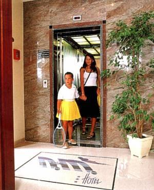 Отель Hotel Numi & Medusa