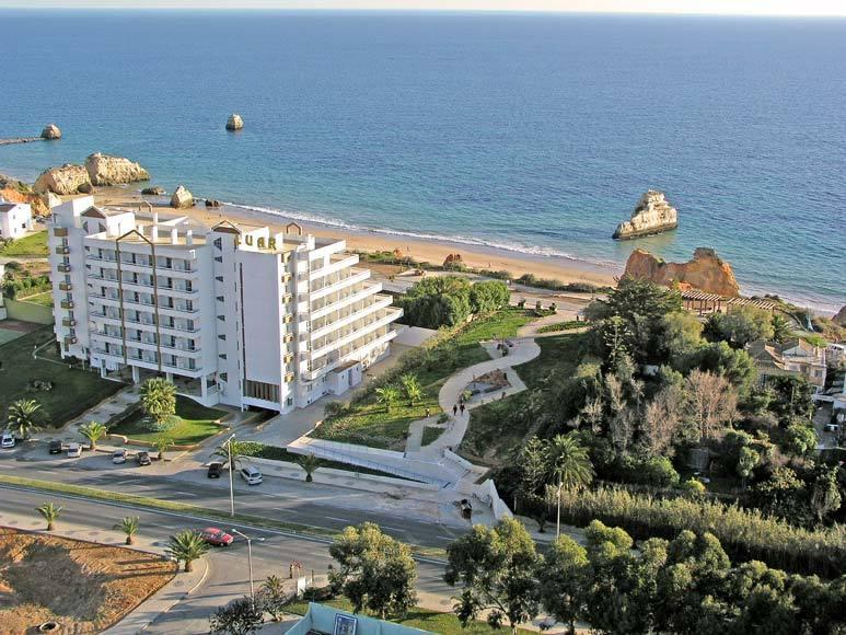 Отель Hotel Luar
