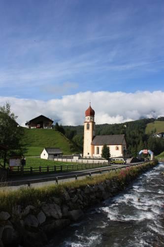 Отель Pension Trofana