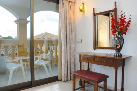 Отель Hotel Baviera
