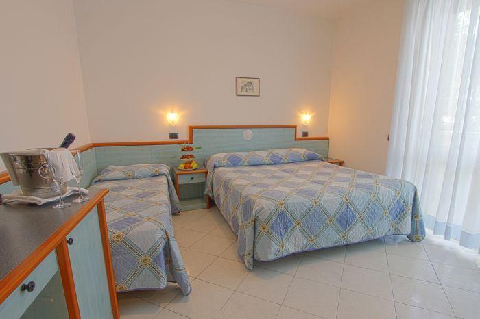 Отель Hotel Luxor