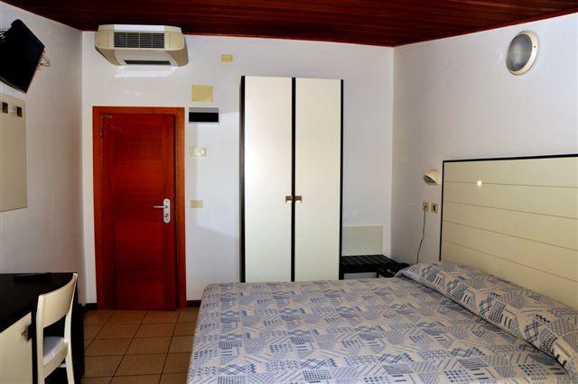 Отель Hotel Europa
