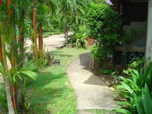 Отель The Krabi Forest Homestay