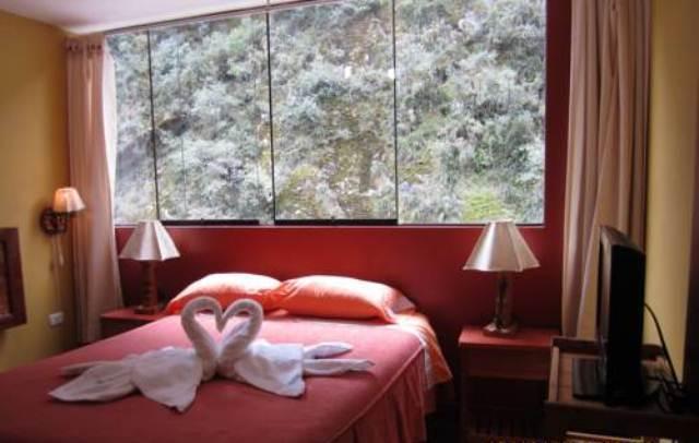 Отель Adelas Hostal