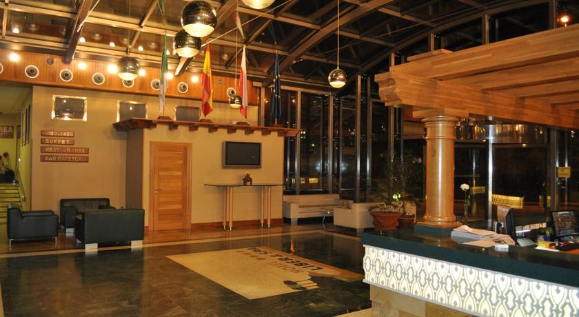 Отель Gran Hotel Liber & Spa Playa Golf