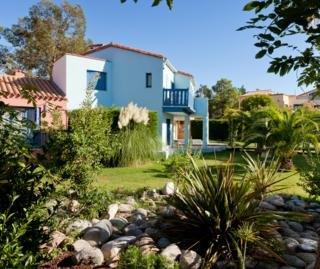 Апартаменты Malibu Village
