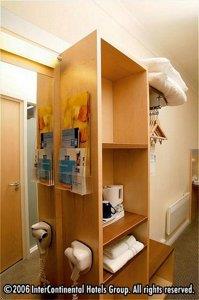Отель Express by Holiday Inn Warrington