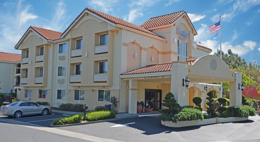 Отель Comfort Inn Cordelia