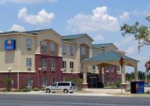 Отель Comfort Inn & Suites