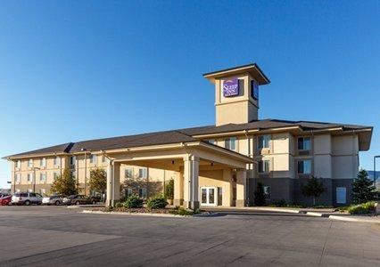 Отель Sleep Inn & Suites