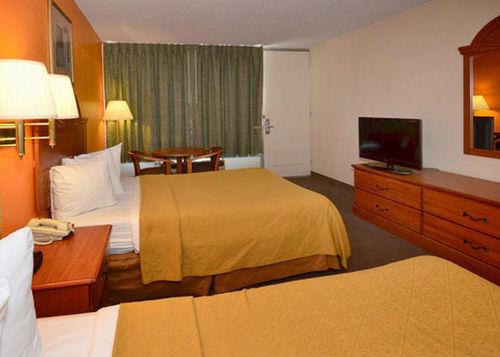 Отель Quality Inn & Suites Franklin