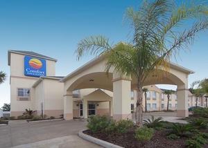 Отель Comfort Inn & Suites