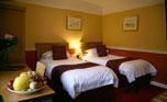 Отель Clovenfords Hotel