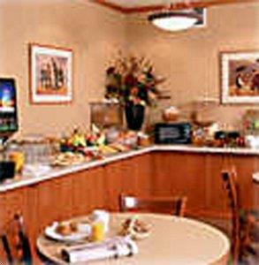Отель Best Western Northwind Inn & Suites