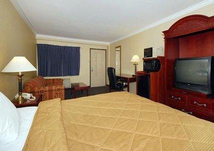 Отель Quality Inn