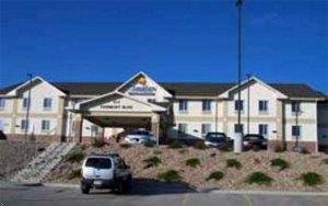 Отель Comfort Inn & Suites