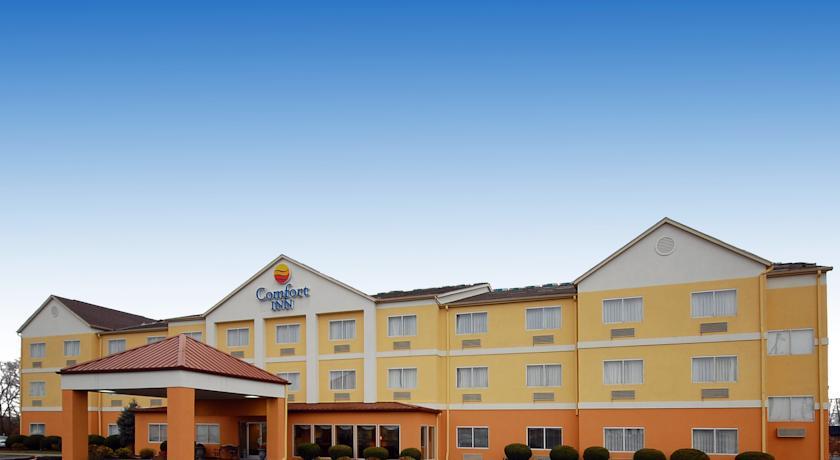 Отель Comfort Inn Monroe	