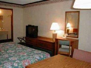 Отель Econo Lodge