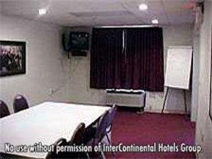 Отель Holiday Inn Express MADISONVILLE (US 41)