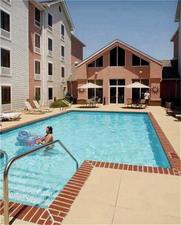 Отель Hampton Inn & Suites Newport News (Oyster Point)
