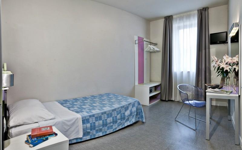 Отель Hotel Mondial