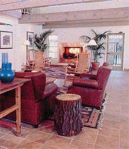 Отель Comfort Inn near Channel Islands 