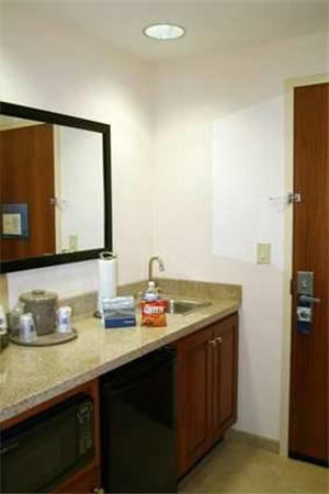 Отель Hampton Inn & Suites Richmond, IN
