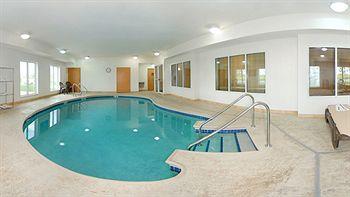 Отель Sleep Inn & Suites