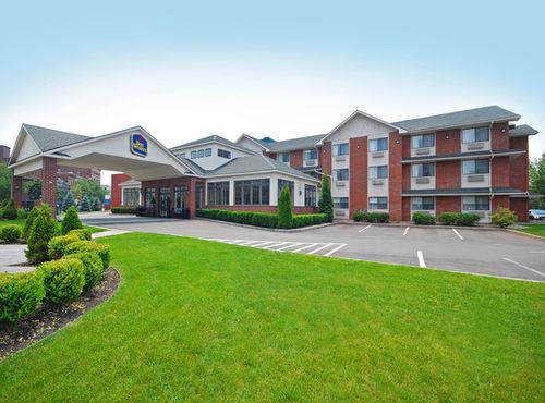 Отель Clarion Collection Franklin Square