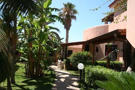 Апартаменты Hotel Villaggio Cala Di Volpe