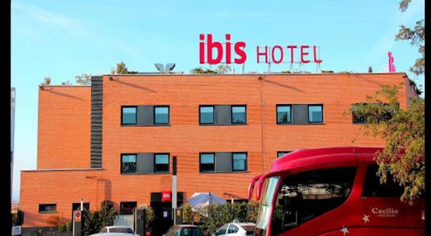 Отель Ibis Madrid Alcorcon Tresaguas