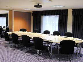 Отель Days Hotel London North