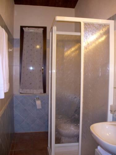 Отель Agriturismo Il Sughereto