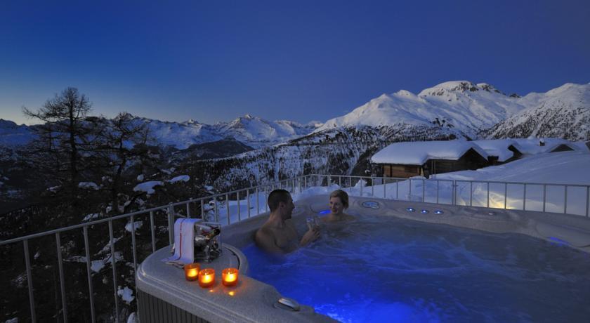 Отель Hotel / Berggasthaus Wasenalp