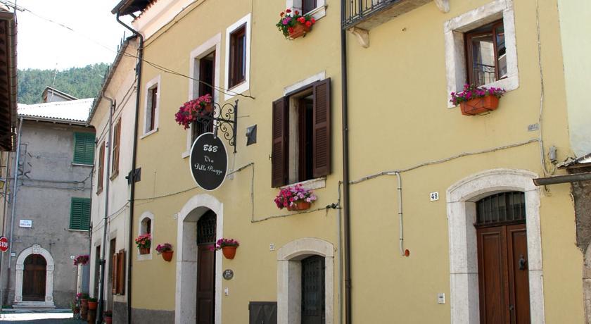 Мини-отель Bed and Breakfast Via Della Piazza