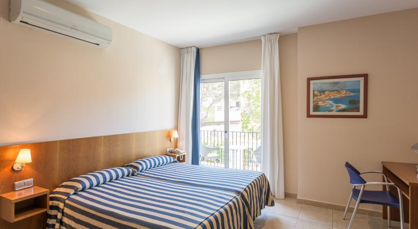 Отель Hotel Tamariu