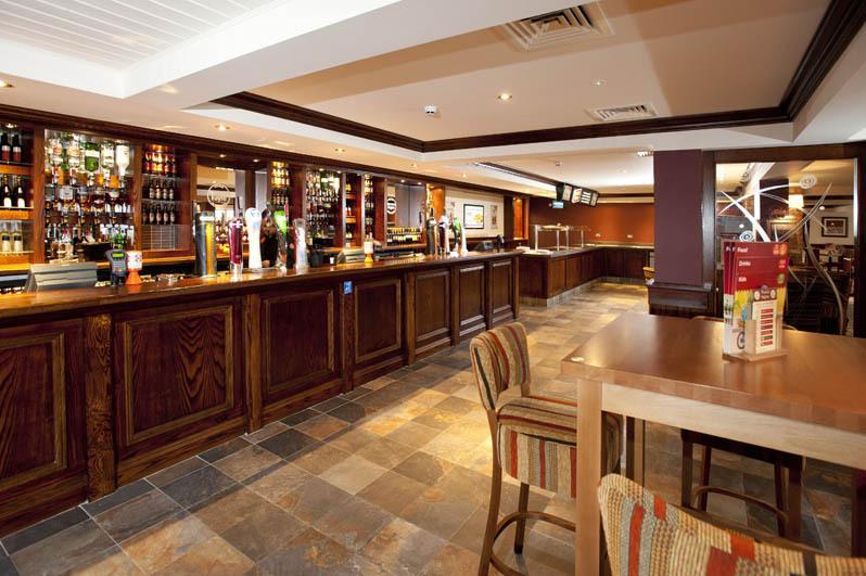 Отель Premier Inn Derry / Londonderry